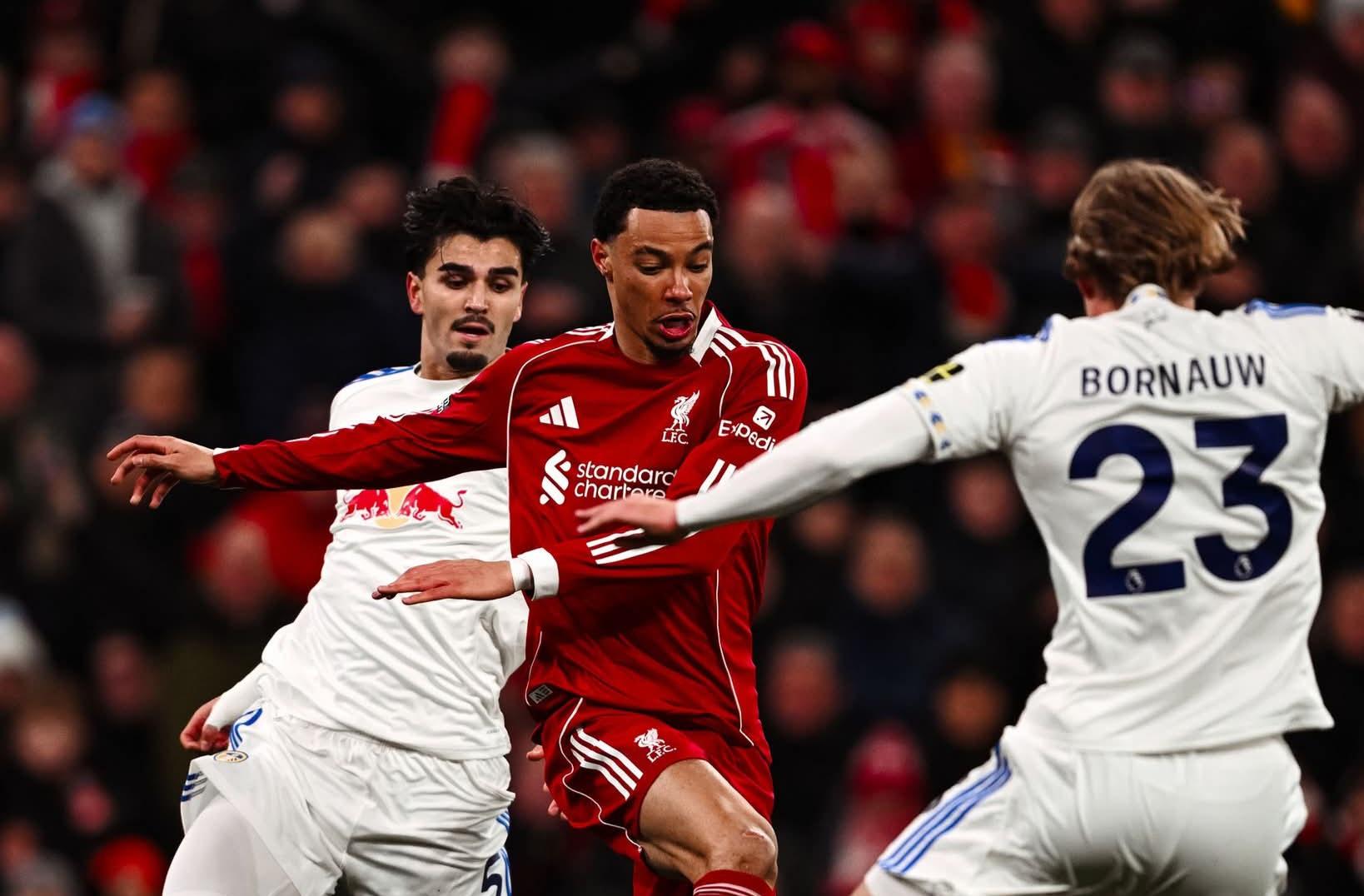 މިސީޒަނުގައި ލީޑްސް ޔުނައިޓެޑާއި ދެކޮޅަށް ކުޅުނު ދެމެޗުން ލިވަޕޫލަށް ދެ ޕޮއިންޓް