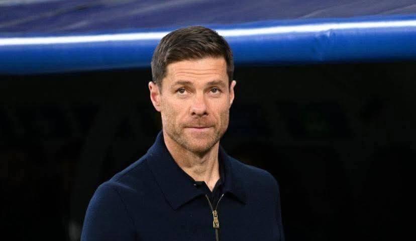 ރެއާލް މެޑްރިޑްގެ ކޯޗް އަލޮންސޯ މަގާމުން ވަކިކޮށްފި