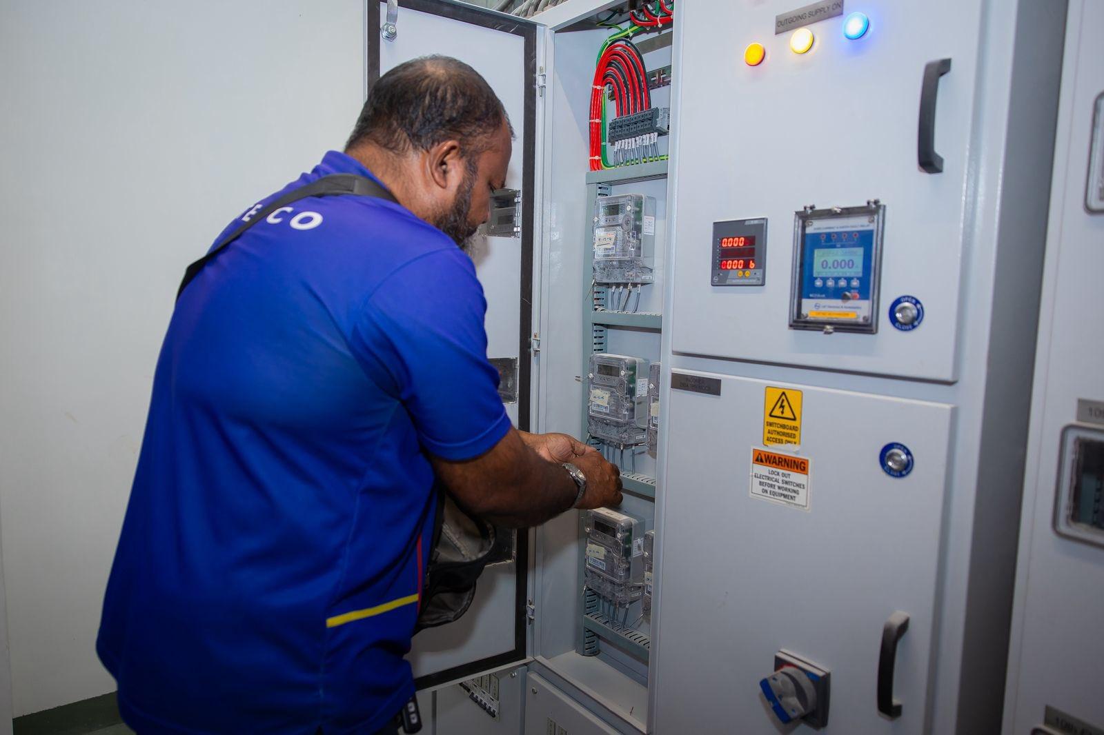 4000 ފްލެޓަށް ކަރަންޓު ދިނުމަށް ކުރަންޖެހޭ ހުރިހާ މަސައްކަތެއް ސްޓެލްކޯއިން ފުރިހަމަކޮށްފި