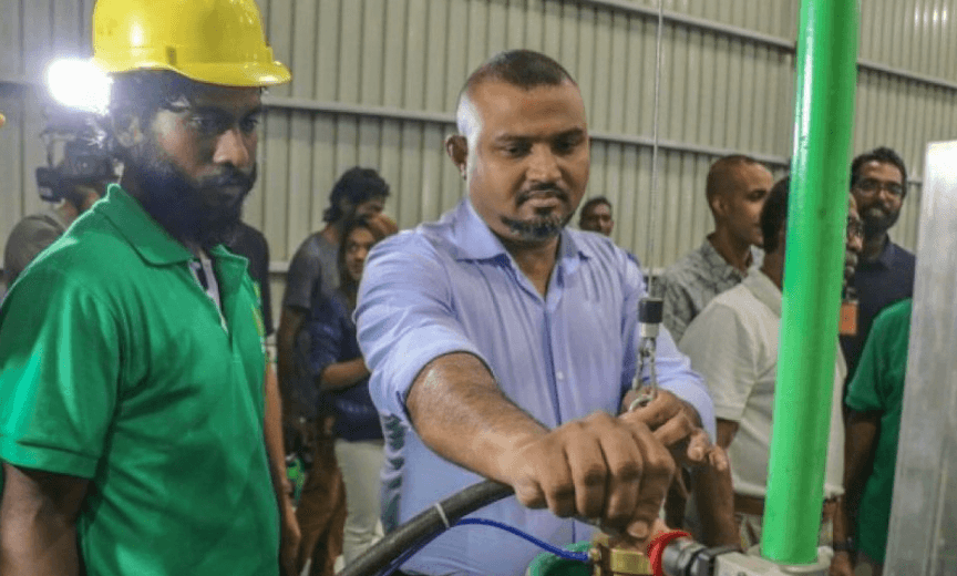 މައުމޫންގެ މައްޗަށް އުފުލި ރިޝްވަތުގެ ފަސް ދައުވާއެއް ސާބިތުނުވި!