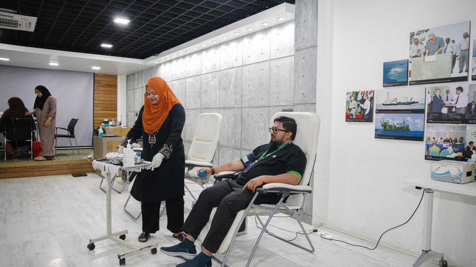 އެޗްޑީސީގެ ބްލަޑް ޑޮނޭޝަން ކޭމްޕު ފެށިގެން ކުރިޔަށް!