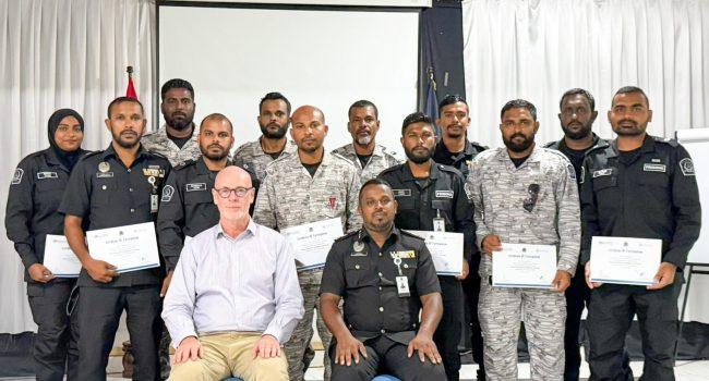 ކަރެކްޝަންސްގެ މުވައްޒަފުންނަށް “ޕްރިޒަން ސެކިއުރިޓީ އެންޑް އިންޓެލިޖެންސް ޓްރޭނިންގ” ޕްރޮގްރާމް ހިންގައިފި