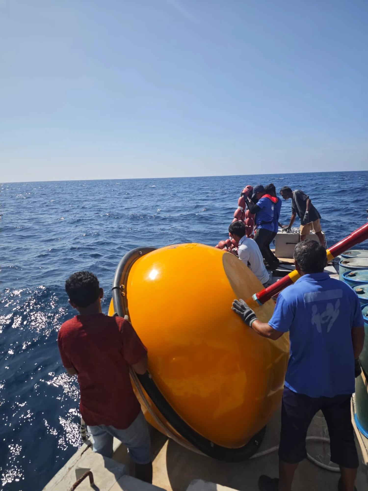 ތޮއްޑޫ ހުޅަނގު އުތުރުން 5 މޭލު ބޭރުގައި ވަދު ކަނދުފައްޗެއް ޤާއިމްކޮށްފި