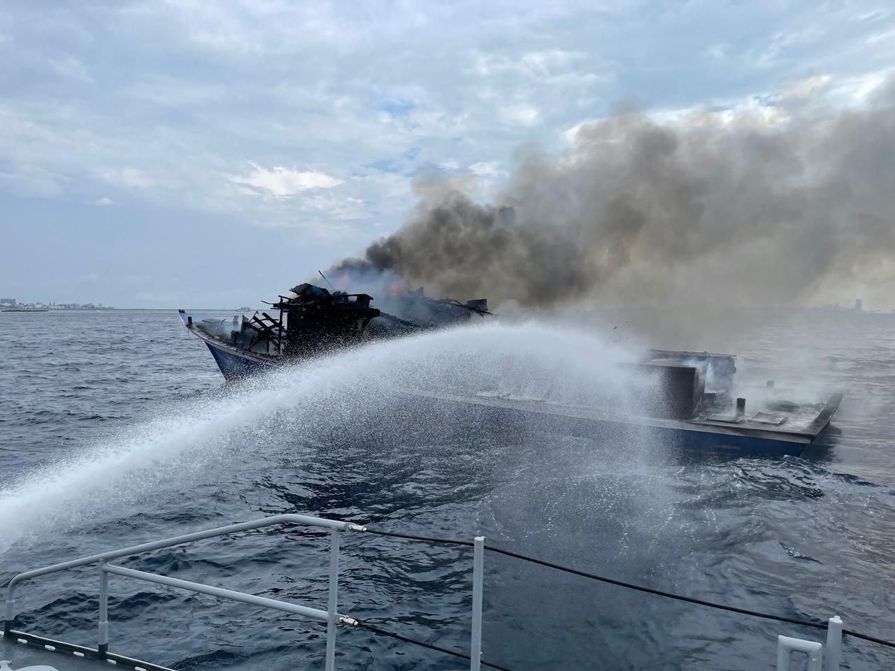 އަލިފާން ރޯވި މަސްދޯނި އަޑިއަށް، ބައެއް ތަކެތި އޮޔާދާތީ ސަމާލުވާން އެދިއްޖެ!