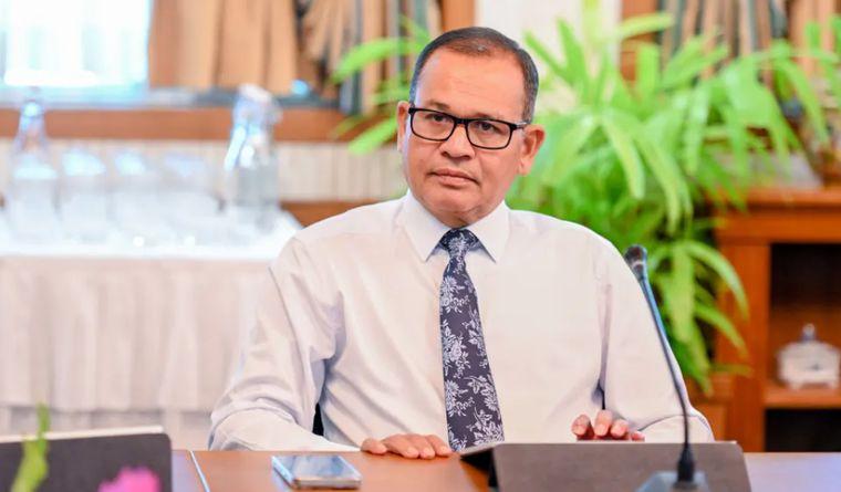 މިނިސްޓަރު އާދަމް ޝަރީފްވެސް މަގާމުން ވަކިކޮށްފި