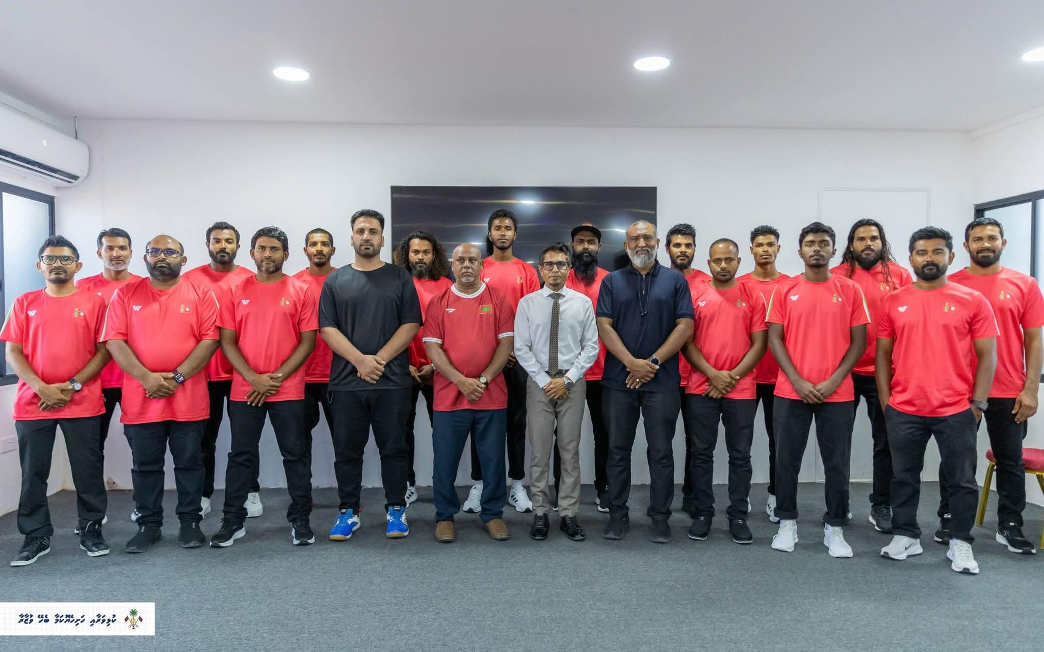 އޭޝިއަން ބީޗް ގޭމްސްގައި ވާދަކުރާ ގައުމީ ބީޗް ހޭންޑްބޯޅަ ޓީމުގެ ކުޅުންތެރިންނާއި ޖާޒީ ހަވާލުކޮށްފި