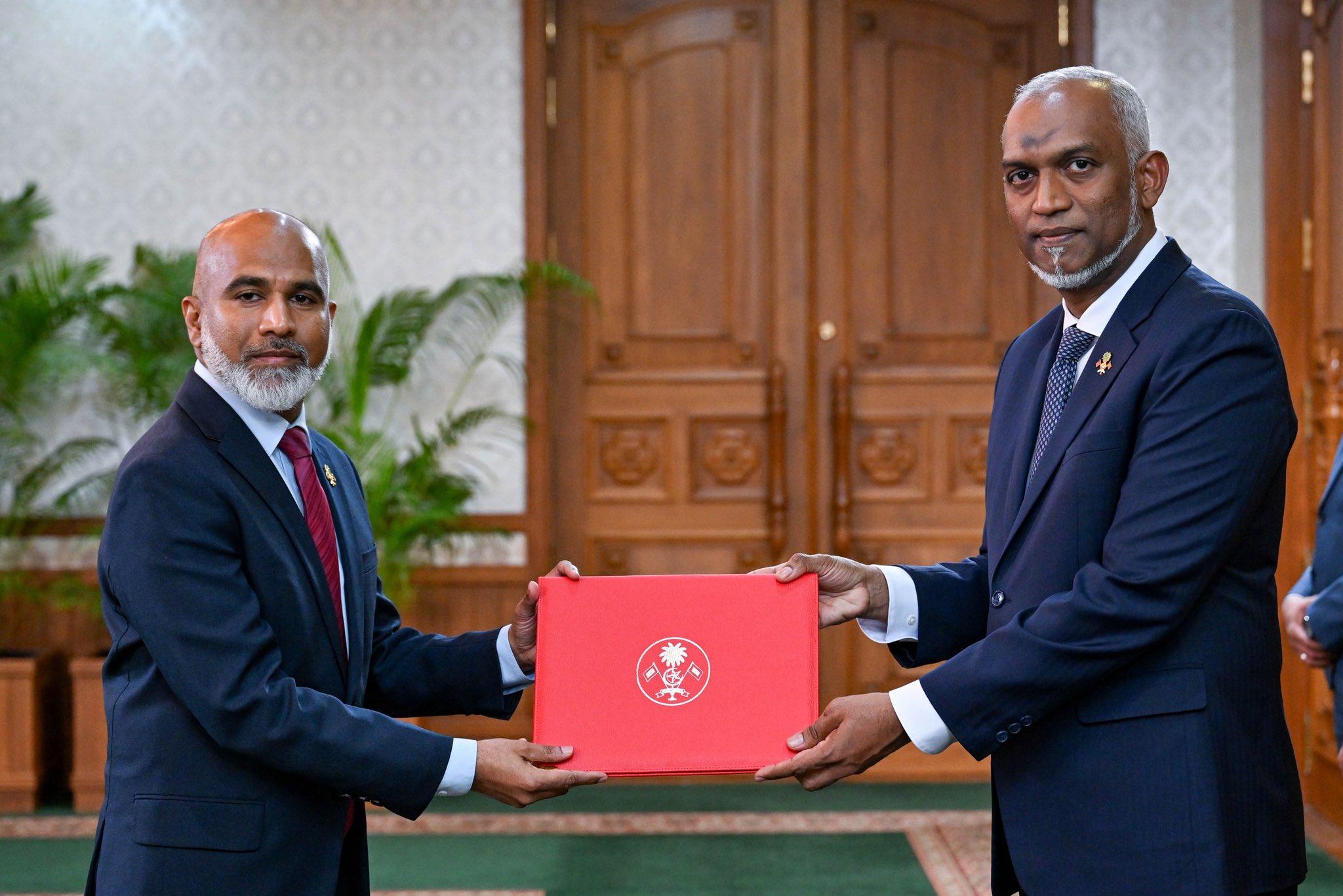 އެޑިއުކޭޝަން މިނިސްޓްރީއާއި ހަޔާ އެޑިއުކޭޝަންވެސް އެއްކޮށްލައި މިނިސްޓަރަށް އިސްމާއީލް ޝަފީއު!