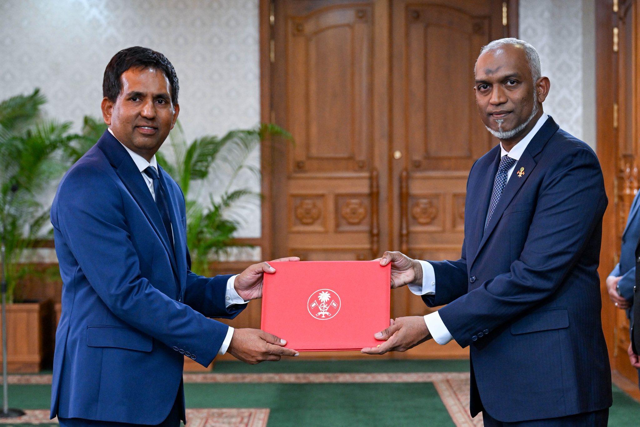 ޓްރާންސްޕޯޓު މިނިސްޓްރީއާއި އެކޮނޮމިކް މިނިސްޓްރީ އެއްކޮށްލައިފި: މިނިސްޓަރަކަށް ސައީދު!