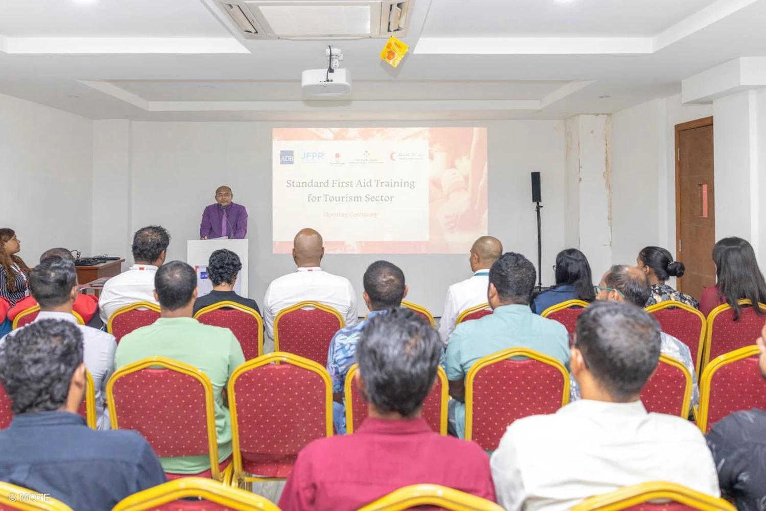 ފަތުރުވެރިކަމުގެ ދާއިރާއަށް އަމާޒުކޮށްގެން ހިންގާ ސިއްޙީ ފުރަތަމަ އެހީގެ ތަމްރީން ޕްރޮގްރާމް އިފްތިތާޙްކޮށްފި