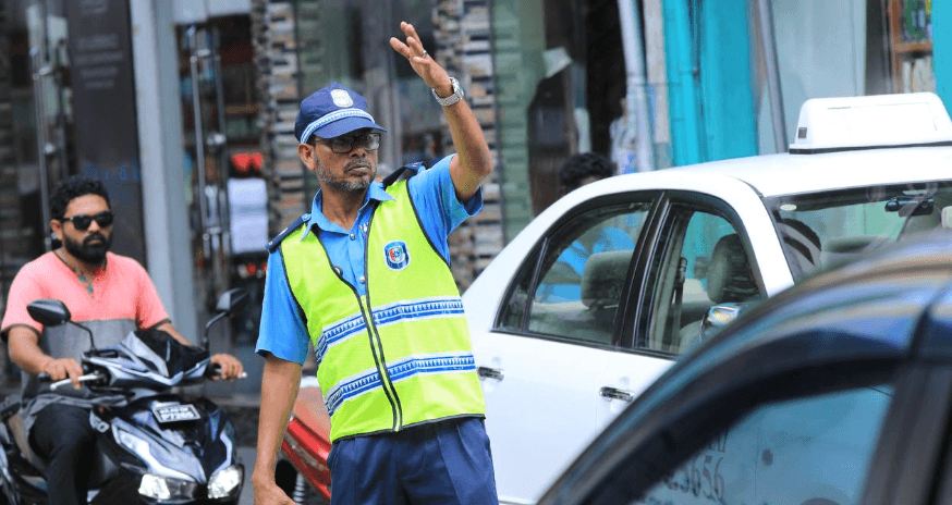 މާލޭގެ ޓްރެފިކް ތޮއްޖެހުން ކުޑަކުރަން 12 ސަރަހައްދެއް ބެލެހެއްޓުން ފުލުހުން ވަރުގަދަކޮށްފި