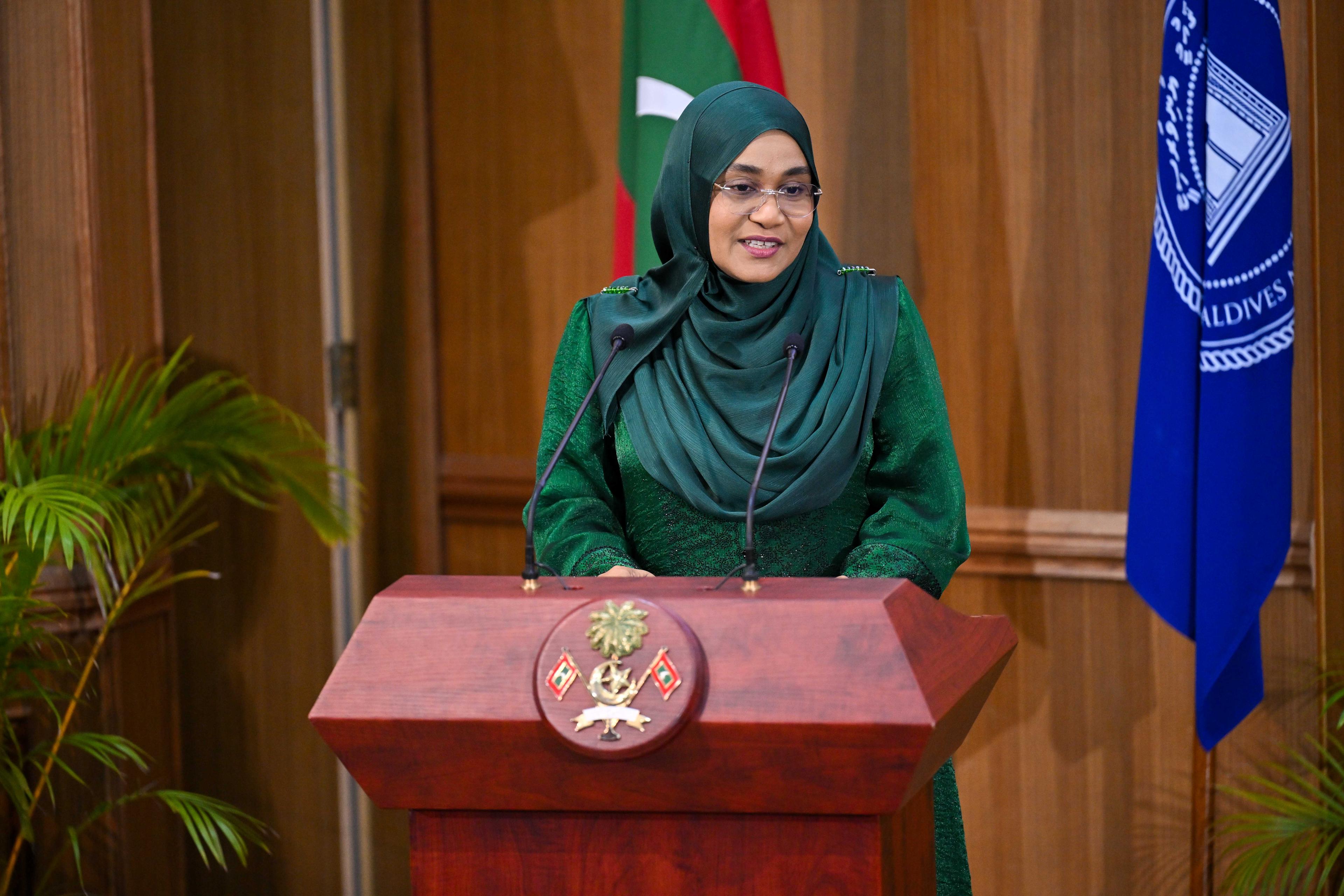 ތަޢުލީމުގެ ތެރެއިން އަމިއްލަ ސަގާފަތް ފެންނަން ހުރުމުން ނަފުސަށް އޮންނަ އިތުބާރު ބޮޑުވާނެ: މެޑަމް ސާޖިދާ