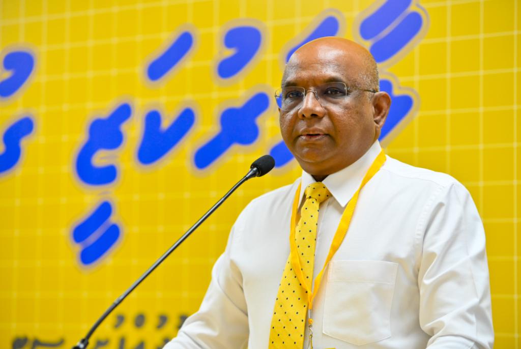 ރައްޔިތުންގެ ބަހެއް ނެތި ކައުންސިލްތަކުގެ ބިންތައް ނެގުމަކީ ޚުދުމުޚުތާރު އަމަލެއް: ޝާހިދު