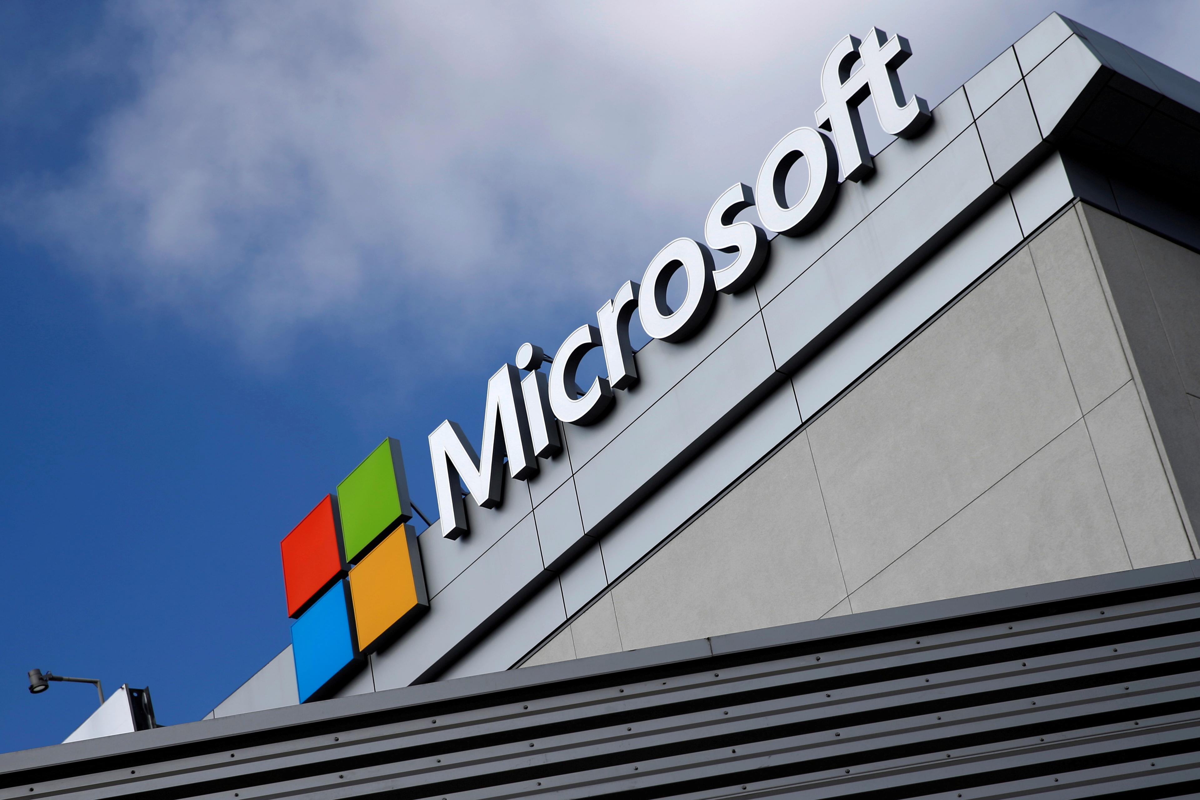 Microsoft announces the layoff of 1,900 employees